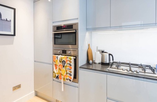 Addison Apartment | Long Stay Discounts - Beautiful Brook Green 2bed
