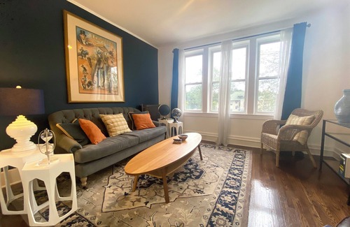 Detroit Apartment | Long-Term Haven Ideal for Nurses & Travelers