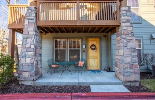 Kimball Junction Condo | Long term oasis - near trails, eateries and shops