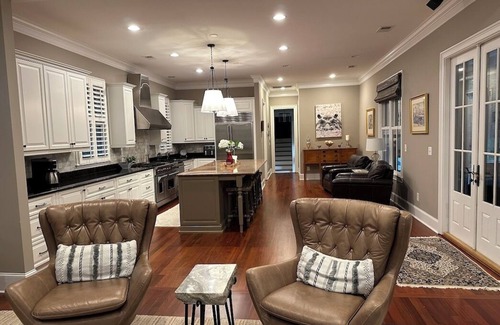 Charleston House | Long Term stay in 4-bedroom house in charming Charleston SC.nIdeal for families.