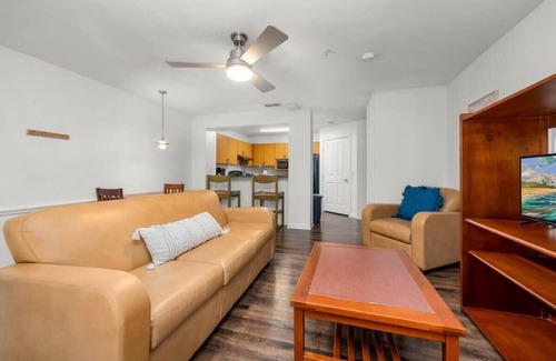 Lutz Apartment | Long Term Stays Allowed! Budget Friendly & Pool!