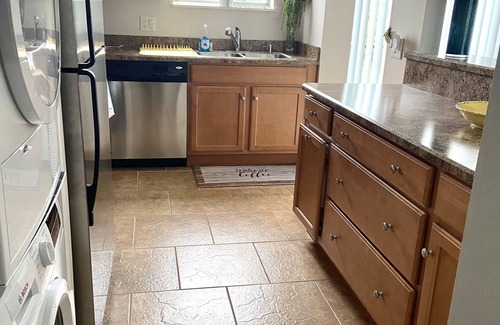 Ormond Beach Condo | Long term Travelers: spacious 2 BR beach condo