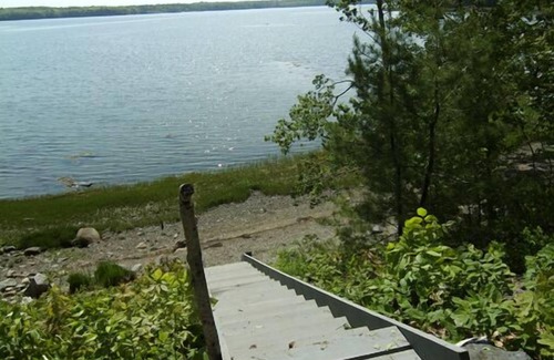 Waldoboro House | Long View Farm on Broad Bay