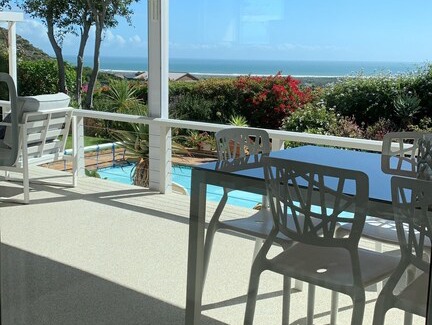 Redhill Villa | Longbeachview Villa in CapeTown .Just for you two!