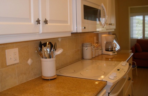 Whitney Beach Condo | Longboat Key Beachfront - Beautifully Updated with Prime Location