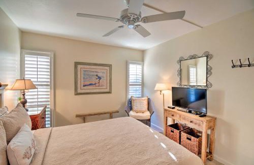 Longboat Key Apartment | Longboat Key Condo with Lanai Walk to Beach and Shops