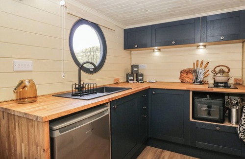 Uldale Cottage | LONGLANDS LODGE, pet friendly, character holiday cottage in Caldbeck