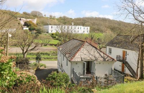 Porthcurno House | Longships
