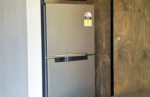 Chinatown Apartment | Lonsdale Street Studio ·
