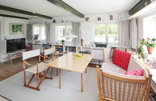 Onsbjerg House | Look forward to a relaxing vacation with the whole family in this spacious vacation home!