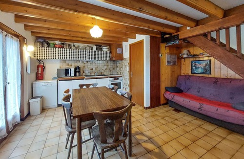 Vagney House | Look forward to a wonderful time in this vacation home in an ideal location for outdoor activities.