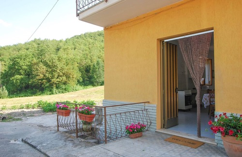 Furlo House | Look forward to an idyllically situated vacation home with a magnificent view.