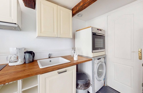 Meaux House | Look forward to this very well located house in the heart of the historic city center of Meaux.