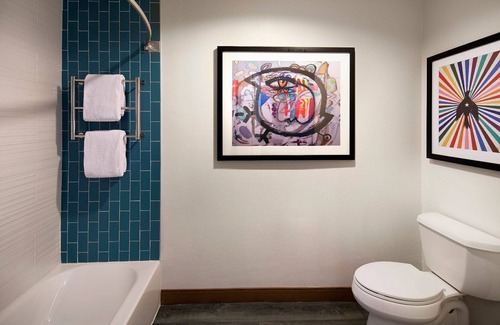 Venice Hotel | Look No Further! 2 Comfortable Units Close to Santa Monica Pier Aquarium!