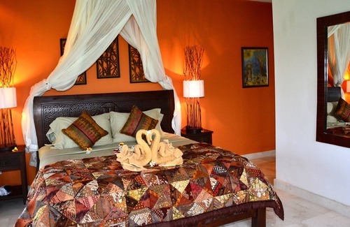 Ubud City-Centre Villa | Look no further! Stylish 2BR pool villa in rice fields, 10 mn walk to Ubud