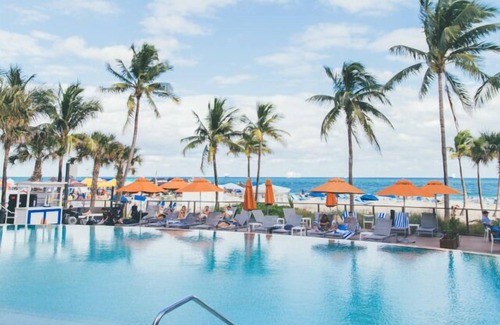 Central Beach Resort | Look No Further 2 Relaxing Units, Ocean View, Outdoor Infinity Pool!