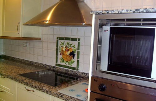 Iznajar House | Looking for that special place to chill out and take in the surrounding views.