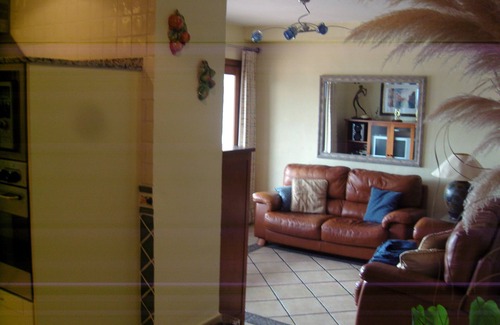 Iznajar House | Looking for that special place to chill out and take in the surrounding views.