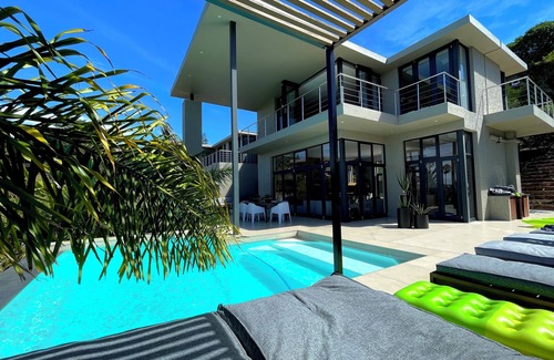 Paradise Villa | Looking for the perfect escape in a true paradise setting has never been so easy