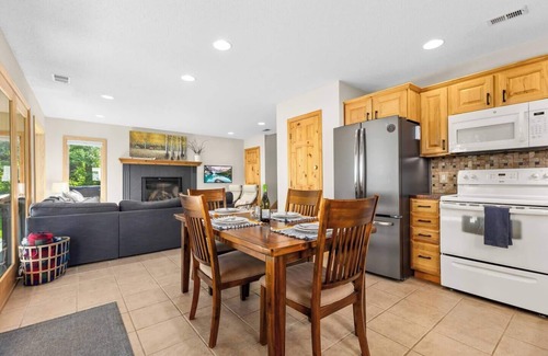 Walker House | Loon's Landing On Leech Lake