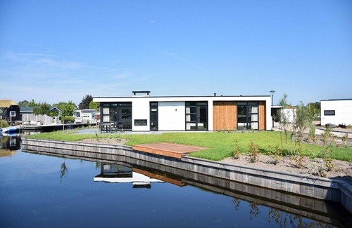 Loosdrecht House | Loosdrecht Water Villa