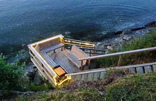 Lopez Island House | Lopez Island Beachfront Sanctuary - Hot-tub - Amenities
