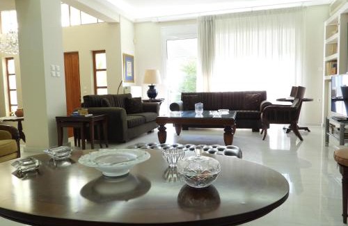Trikala Apartment | Lora's house