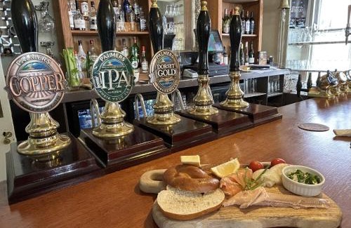 Bridport Bed & Breakfast | Lord Nelson Hotel