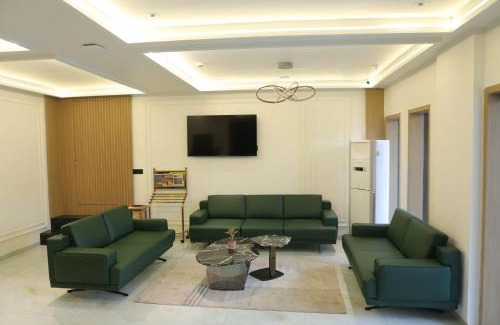 Jamnagar Hotel | Lords Eco Inn Jamnagar City Center