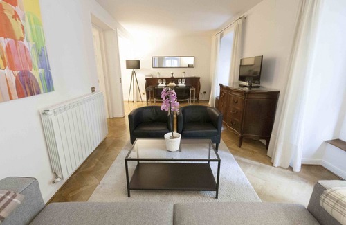 Old Town Apartment | Loreak | The Rentals Collection