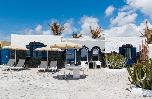El Golfo Apartment | Lorenzo, outstanding sunsets viewed from the Terrace (El Golfo)