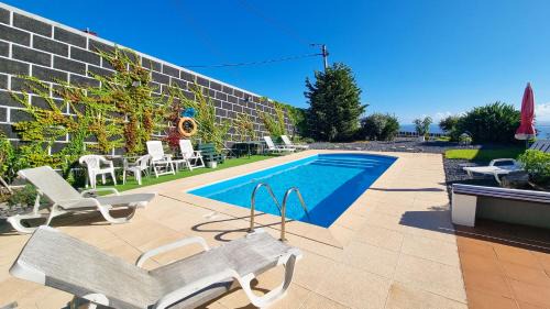 Calheta House | Loreto Rose, Panoramic Ocean and Mountain View