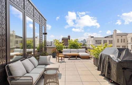 Greenpoint Condo | Lorimer Court by Rove | PH w/Terrace & Shared Gym