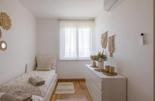 Cavalcaselle Apartment | Lorry Living Soluna
