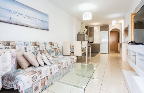 Los Abrigos Apartment | Los Abrigos- Luminoso y Amplio Apartamento a Metros del Mar