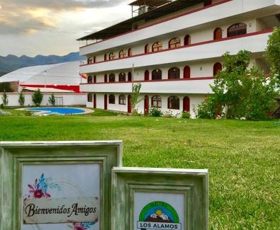 Caraz Hotel | Los Alamos