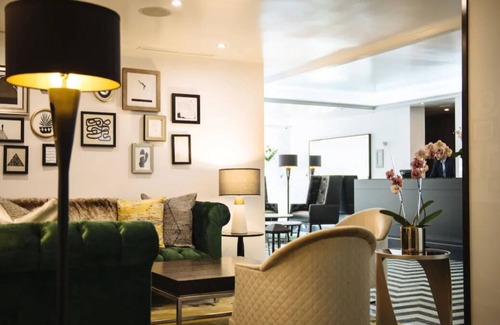 Norma Triangle House | Los Angeles Rooftop Suite! Three Stylish Units, Swimming Pool, Pet-friendly!