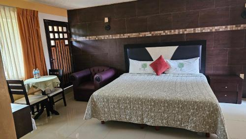 Uayamon Hotel | Los Cedros Uayamon