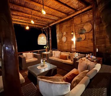 Las Pocitas Hotel | Los Corales