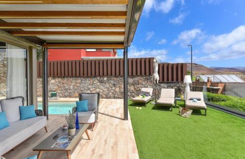 Salobre Villa | Los Dragos 6 by VillaGranCanaria