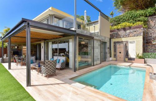 Salobre Villa | Los Dragos 6 by VillaGranCanaria