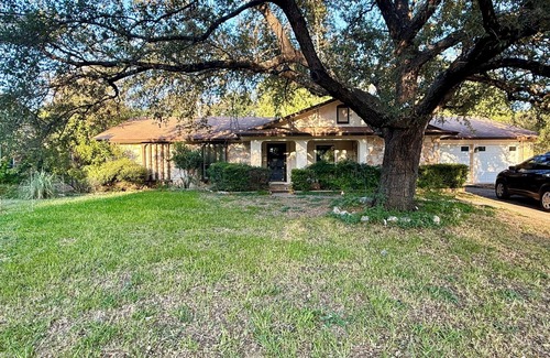 North San Antonio - SAT House | Los Empanadas in San Antonio