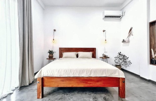 Thiranagama Apartment | Lost in Paradise
