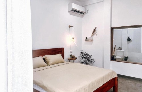 Thiranagama Apartment | Lost in Paradise