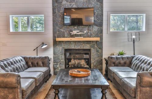 Lake Shore Hotel | Lost Lake Lodge