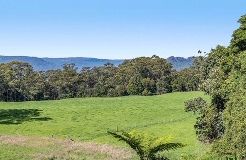 Bellawongarah House | Lothlorien - Mystical retreat on top of Berry Mountain