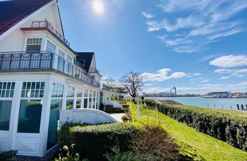 Hohe Dune Apartment | Lotsenhaus, Ostseetoern-Traumblick