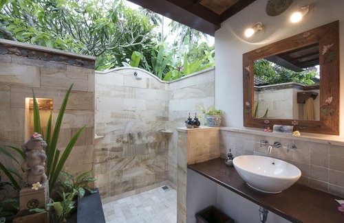 Candi Dasa Resort | Lotus Bungalows