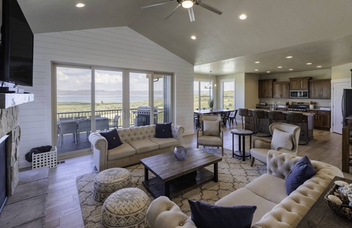 Fish Haven House | Lotus Lodge (Sleeps 27) by Bear Lake Luxury Rentals
