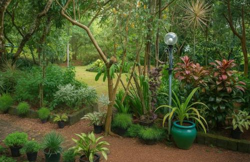 Kandy House | Lotus Mountain Retreat